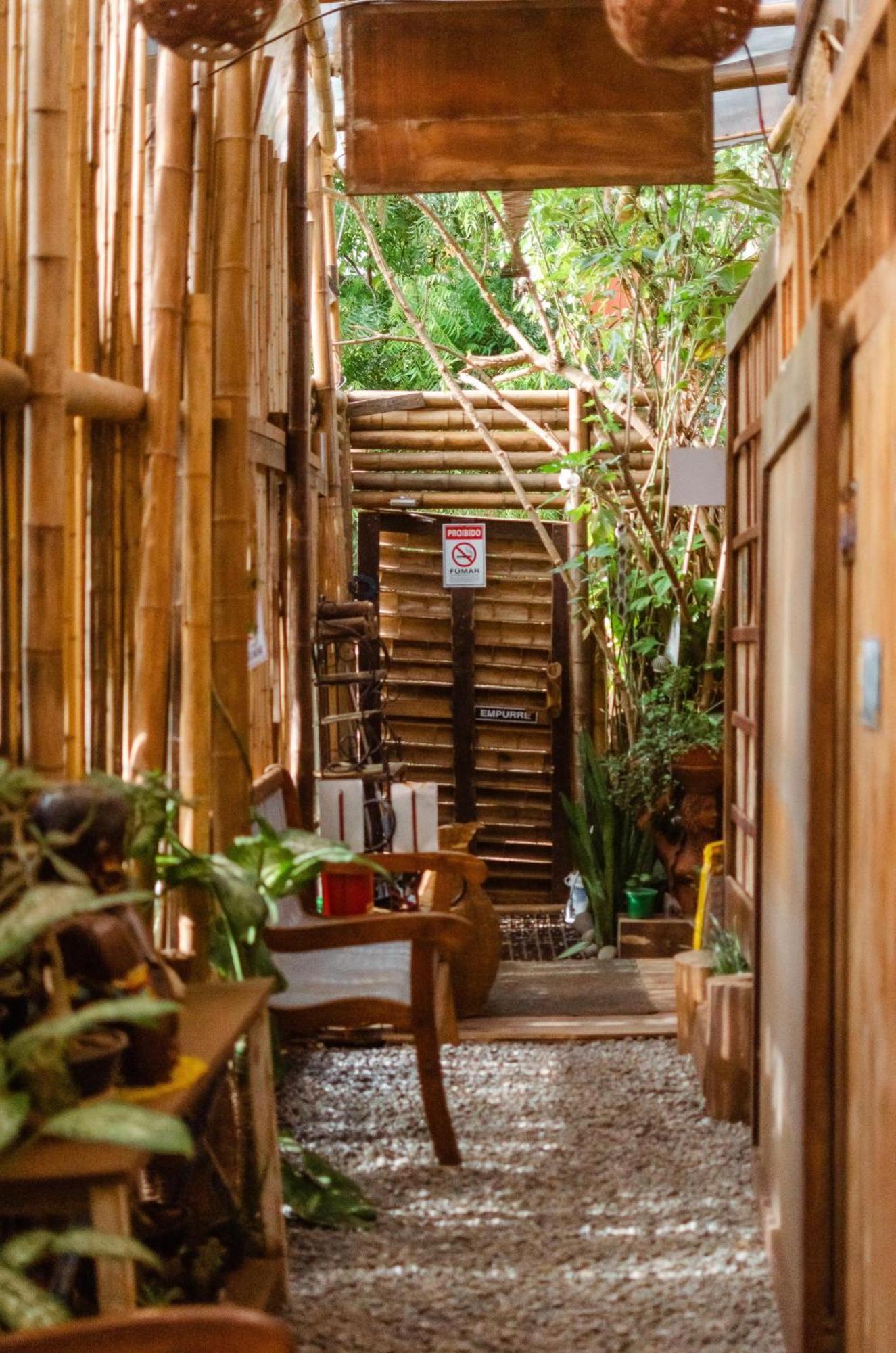 Doce Lar Hostel Noronha フェルナンド・デ・ノローニャ エクステリア 写真