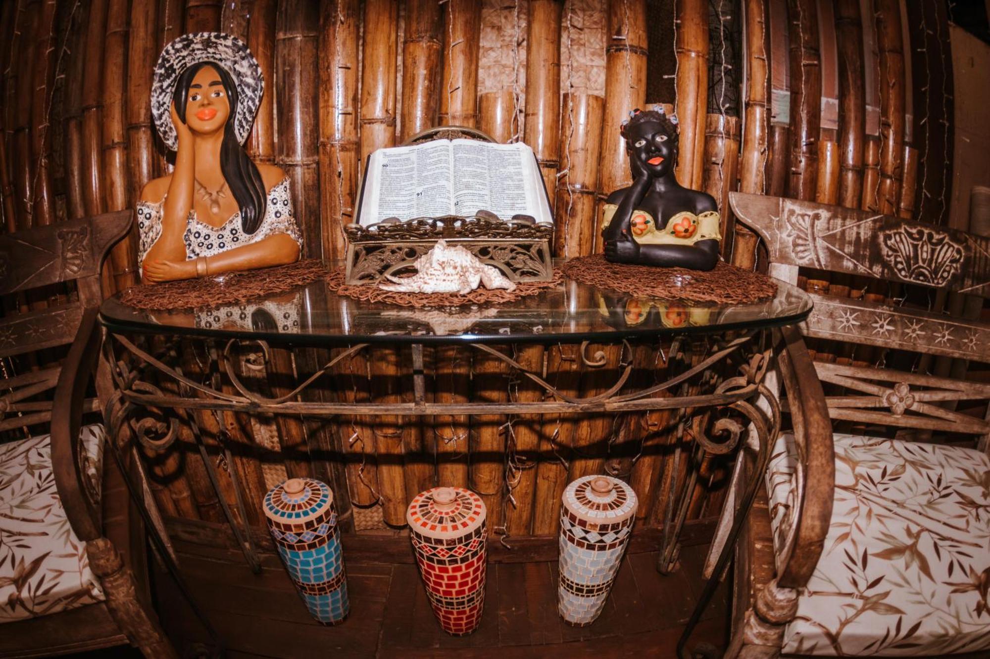 Doce Lar Hostel Noronha フェルナンド・デ・ノローニャ エクステリア 写真